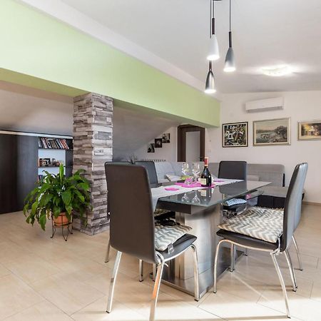 Gorgeous Apartment In Rijeka With Kitchen Dış mekan fotoğraf